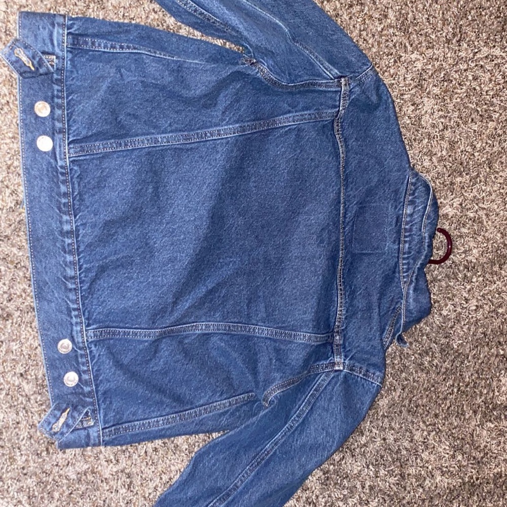 Cropped Denim Levi’s Jacket